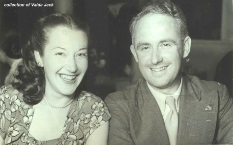 Roosevelt night clubTXT